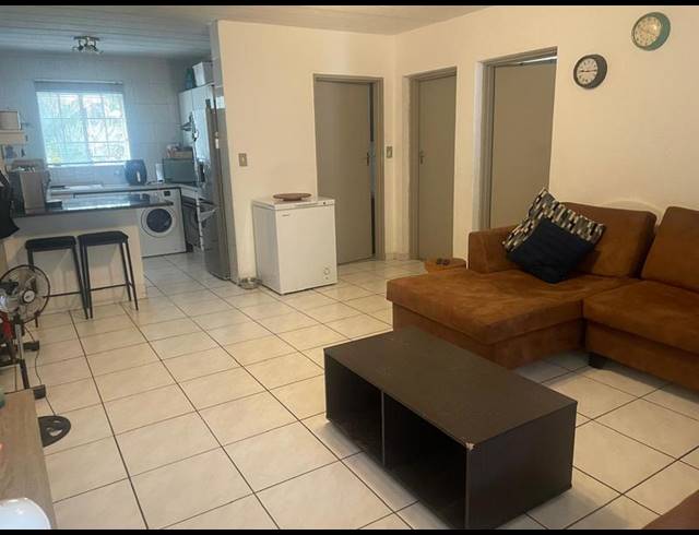 2 BEDROOM APARTMENT FOR SALE IN EDEN GLEN